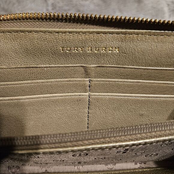 Tory Burch long zip wallet - Picture 8 of 16